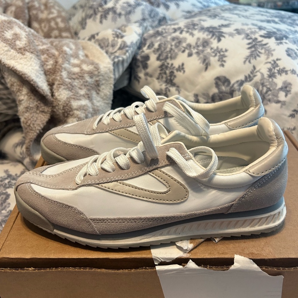 Tretorn White and Gray Sneakers with Retro Design